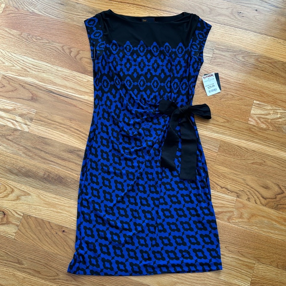 JUST TAYLOR Boat Neck Dress Size 4